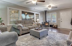 299 SW 3RD Ave, Canby, OR 97013