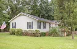 10624 Knox Avenue, Matthews, NC 28105