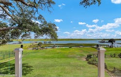 1813 Kings Landing Road, Hampstead, NC 28443
