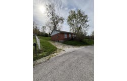 26 Oak Street, West Liberty, KY 41472