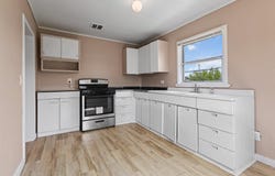 794 Twin View Boulevard, Redding, CA 96003