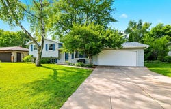2539 MARY JO Drive, GREEN BAY, WI 54311