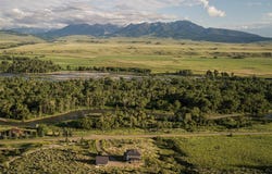 275 Convict Grade Road, Livingston, MT 59047