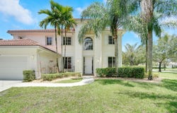220 Blackbird Lane, Jupiter, FL 33458