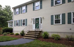 4 Woodbine Drive, Londonderry, NH 03053
