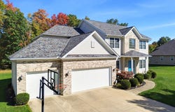 21162 Breckenridge Lane, Strongsville, OH 44149