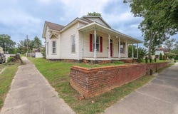 410 N Atlanta Ave, Sheffield, AL 35660