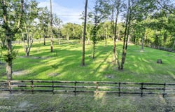 5325 &5305 Melanie Street, Hastings, FL 32145