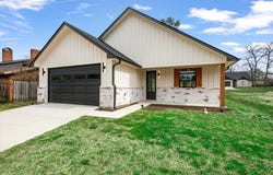 911 Augusta Drive, Lufkin, TX 75901