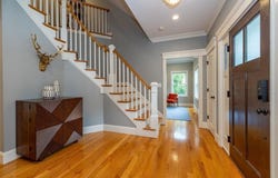 11 Liberty Ave, Burlington, MA 01803