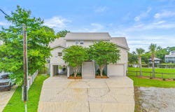 18 Golf View Drive, Pass Christian, MS 39571