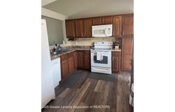 4305 Old Castle Circle, Lansing, MI 48911