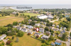 24 Perry Avenue, Middletown, RI 02842
