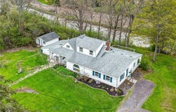 3179 W River Road, Grand Island, NY 14072