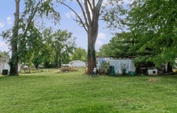 92 SW 10th Street, Linton, IN 47441
