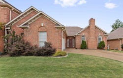 1833 W PHEASANT ACRE Ln, Memphis, TN 38016