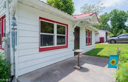 1015 Montgomery Street, Johnson City, TN 37604