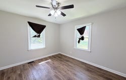 73 Cade Street, Hartwell, GA 30643