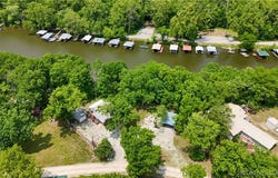 26084 Henrys Acres Road, Lincoln, MO 65338