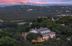 12 Hedge LN, Austin, TX 78746