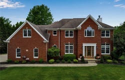 8280 Manchester Park Drive, Clarence, NY 14051