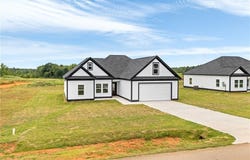 1234 30th St, Valley, AL 36854