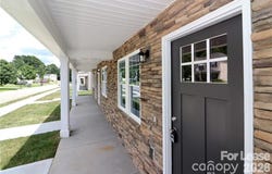3971 Newhall Drive NW, Hickory, NC 28601
