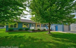 1168 S Vassar Road, Burton, MI 48509