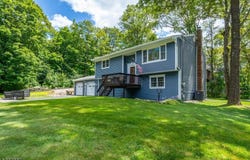 6 Juniper Rd, Vernon Twp., NJ 07422-1024