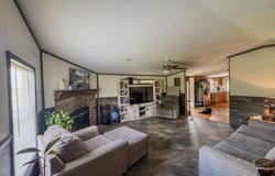 111 Fred Russell Lane, Speedwell, TN 37870