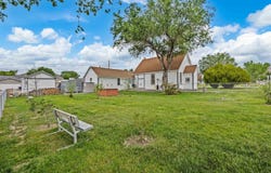 581 Denver Avenue, De Beque, CO 81630