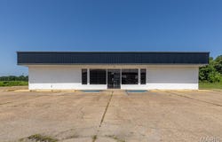 2323 Cheshire Boulevard, Poplar Bluff, MO 63901