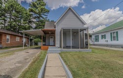 608 S 6th Street, Paragould, AR 72450