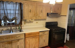 14129 S Hoxie Avenue, Burnham, IL 60633