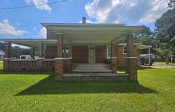 714 E Church Street, Bishopville, SC 29010