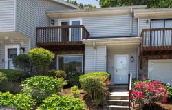 9 Fairway Drive NW, Kennesaw, GA 30144