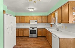 11813 E 47TH Terrace, Kansas City, MO 64133