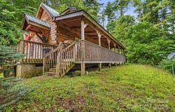 41 Waya Way, Whittier, NC 28789