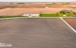 2598 El Paso Ave, Redfield, IA 50233