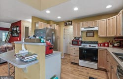 921 W BARNES MILL DRIVE, ROMNEY, WV 26757