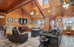 536 Coon Creek Loop, Broken Bow, OK 74728
