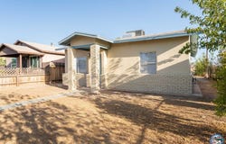 1072 E E St, Brawley, CA 92227