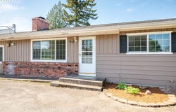 933 S NEVADA Dr, Longview, WA 98632