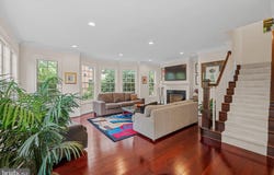612 OVERLOOK PARK, OXON HILL, MD 20745