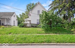 203 E South Street, Greenfield, IN 46140