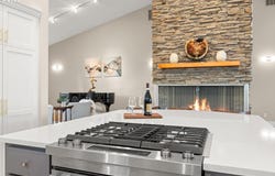 800 ROSEMONT RD, West Linn, OR 97068