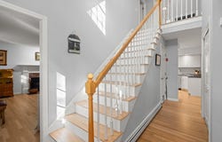 8 Friendship Lane, Buzzards Bay, MA 02532