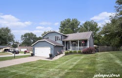 4318 Castle Drive SE, Grand Rapids, MI 49546