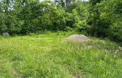 HANING Drive, Poca, WV 25159