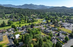 270 Morris Lane, Grants Pass, OR 97527